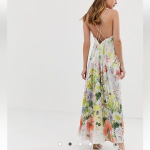 ASOS DESIGN cami satin trapeze maxi dress in meadow floral size 14 NEW WHIT TAG